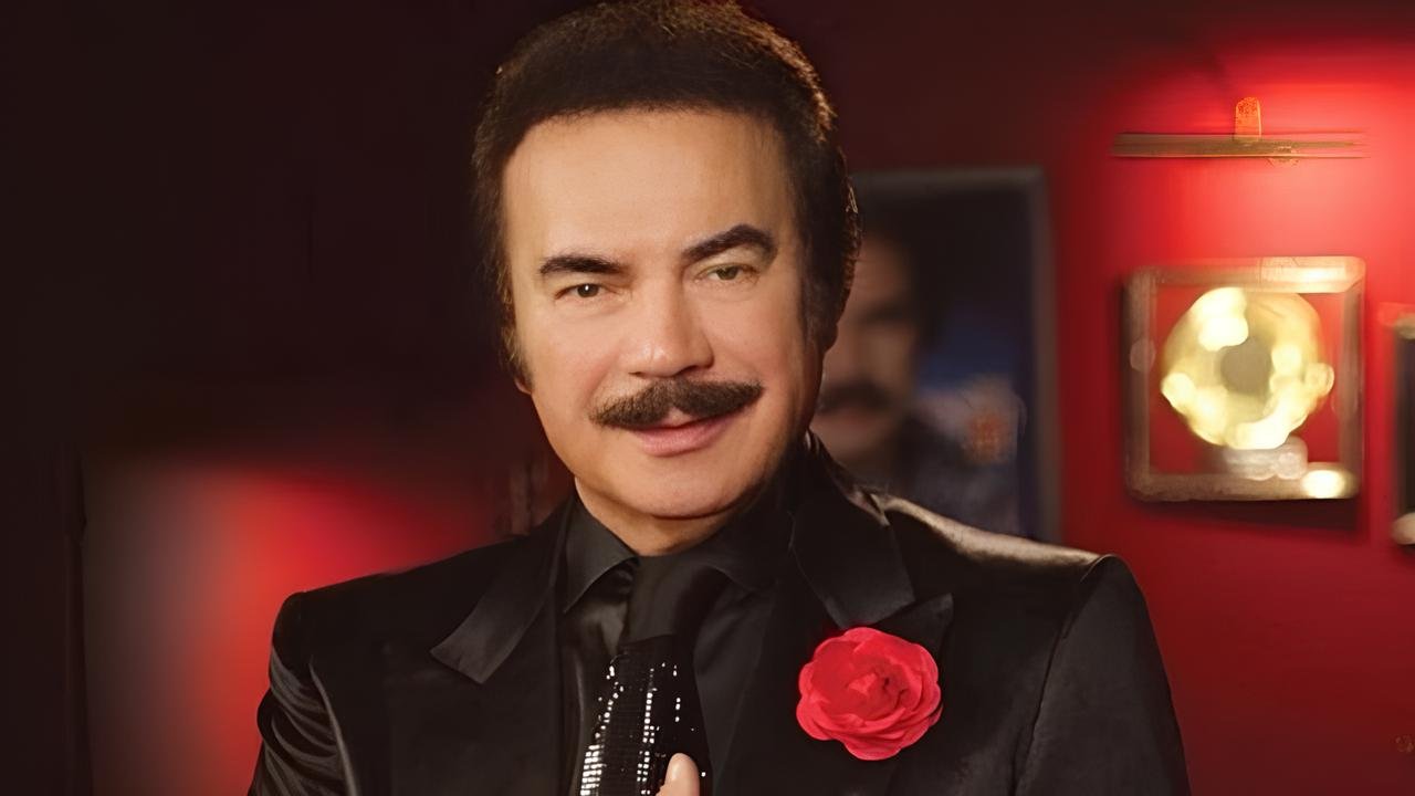 Usta Sanatçı Orhan Gencebay Hastaneye Kaldırıldı