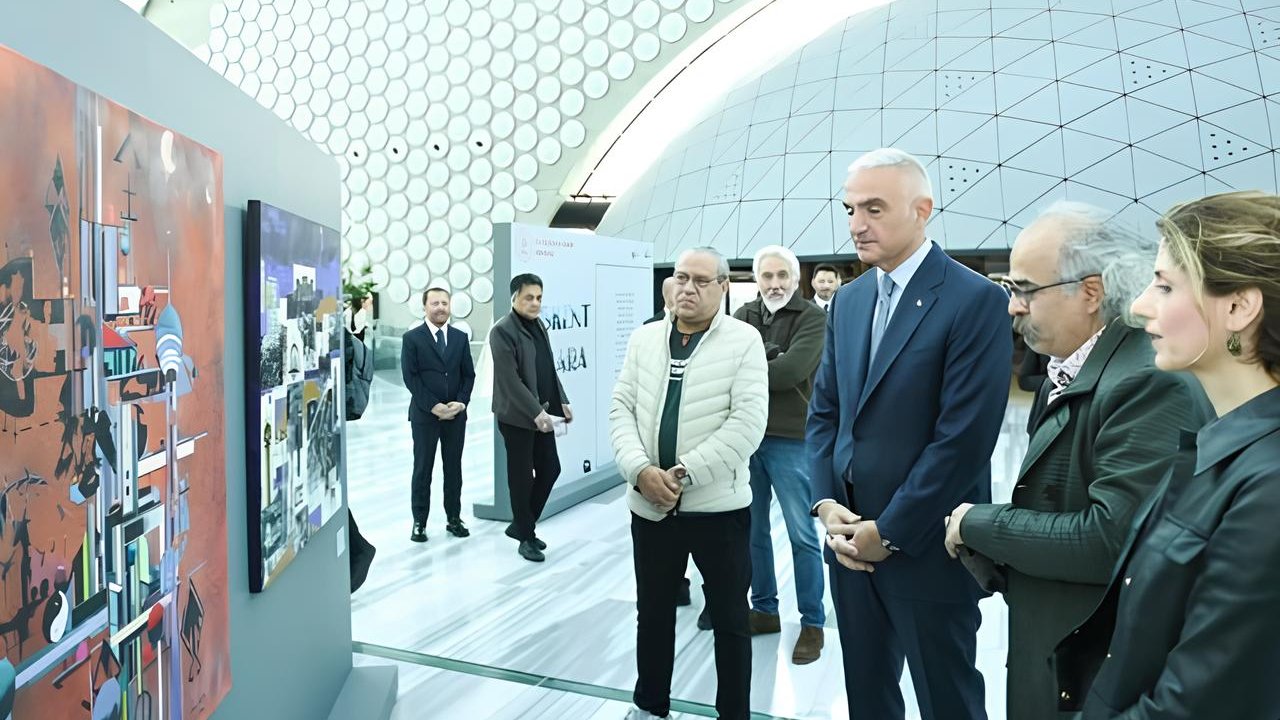 Bakan Ersoy CSO Ada Ankara’daki Sergiyi Ziyaret Etti